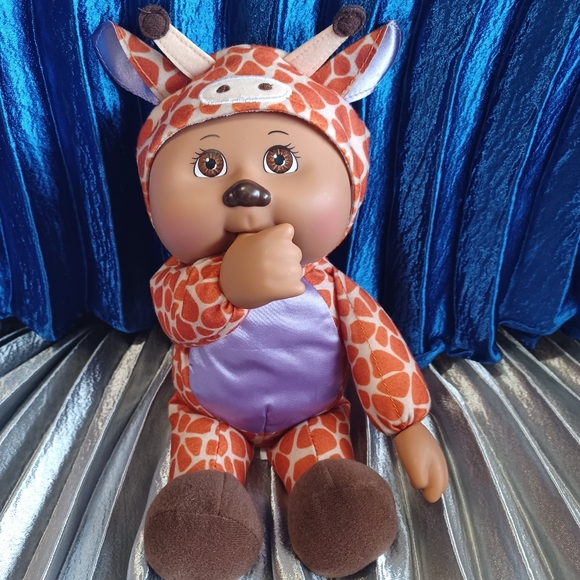 Cabbage patch Kids Collectible Cuties Zoo Friends Garnet Giraffe - Picture 9 of 16